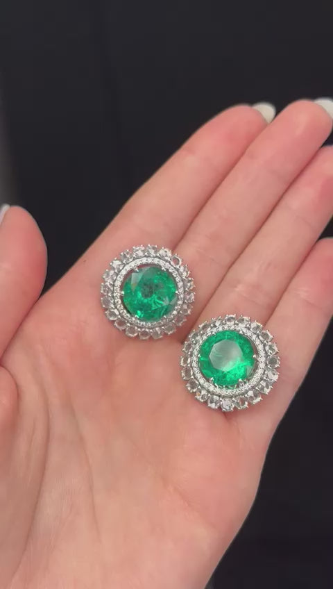 GIA 19.09cts Diamond Emerald 18K Gold Statement Halo Cluster Earrings