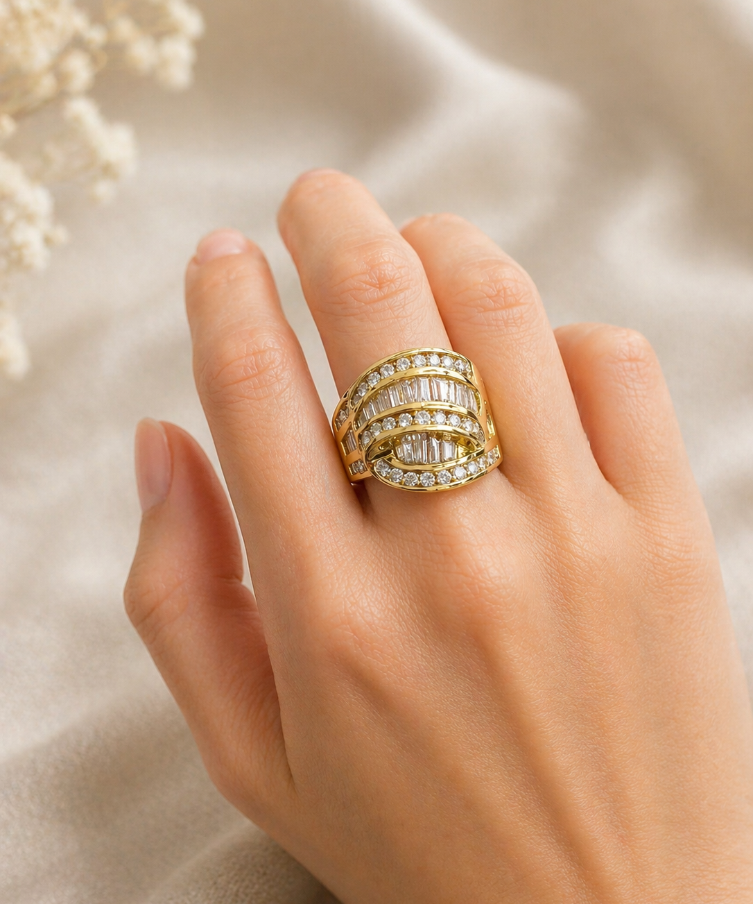 2.00ct Diamond 18K Gold Crossover Ring