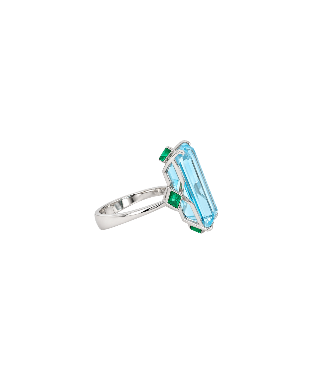 14.97ct Sky Blue Topaz Emerald 18K Gold Cocktail Ring