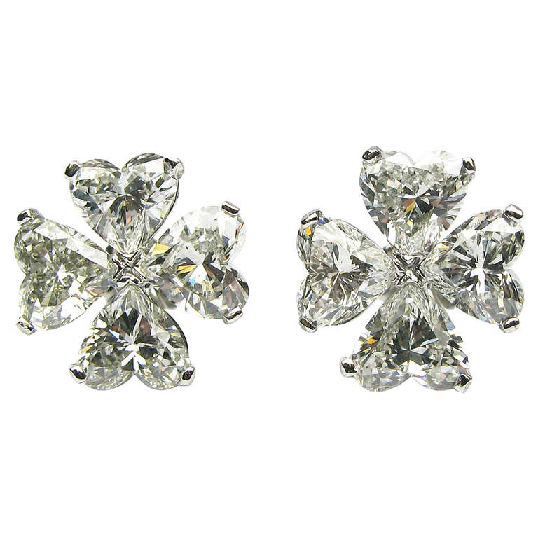 1.20ct Diamond 18K Gold Heart Shaped Petals Stud Earrings