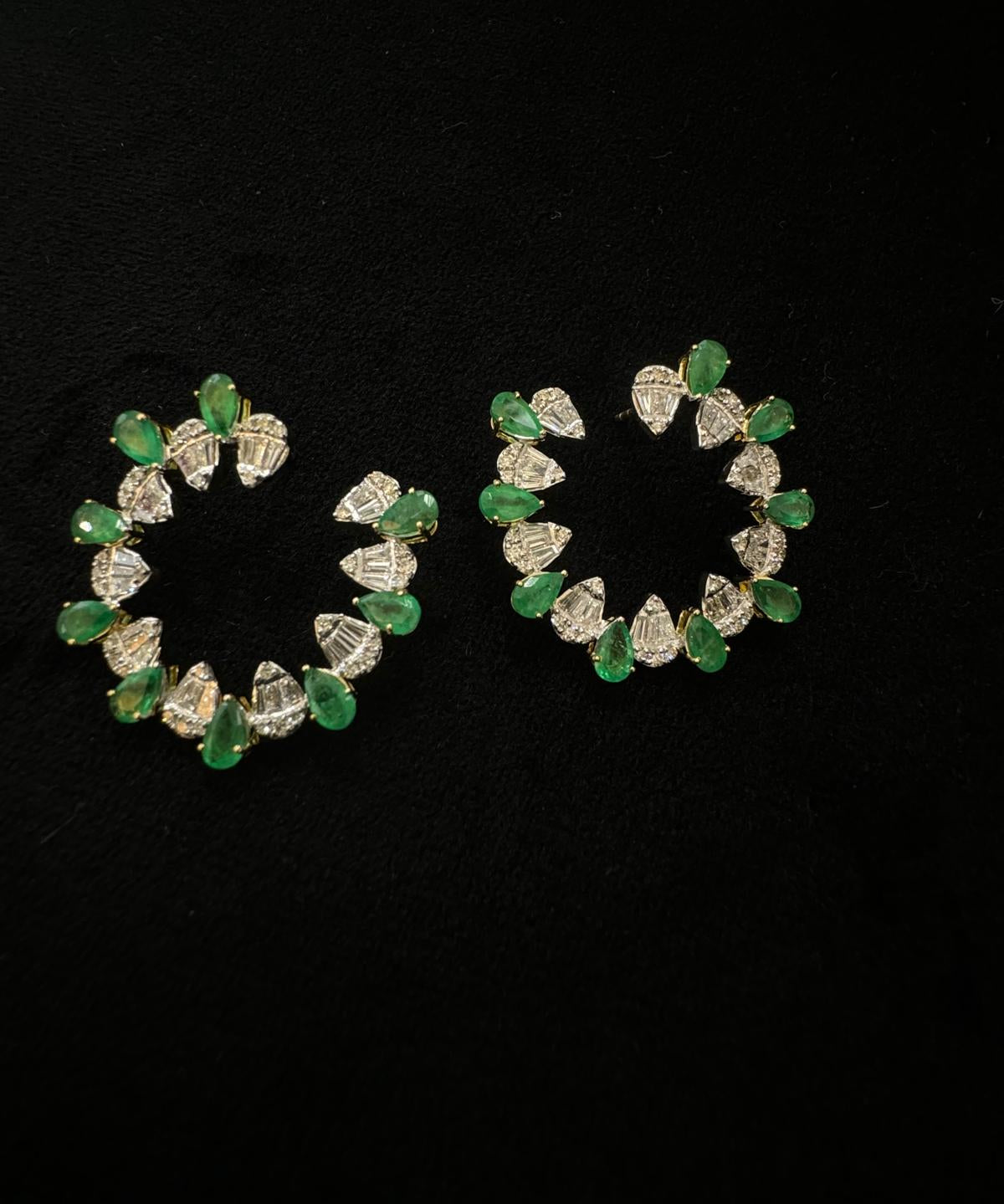 5.32ct Diamond Emerald 14K Gold Cluster Earrings