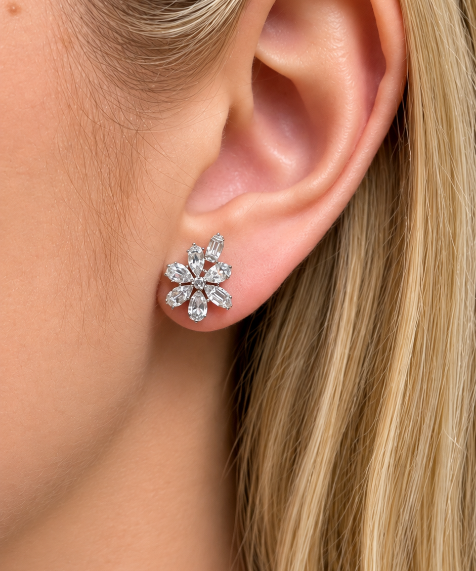 0.56ct Diamond 18K Gold Leaf Illusion Cluster Earrings