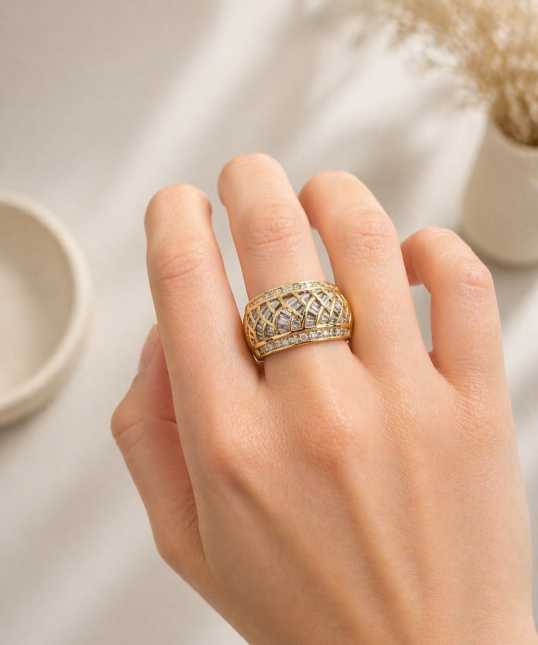 2.39ct Diamond 18K Gold Dome Scaled Ring