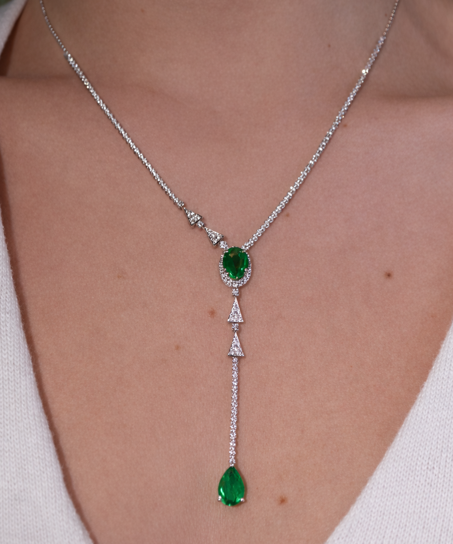 5.30ct Diamond Emerald 18K Gold Lariat Drop Necklace