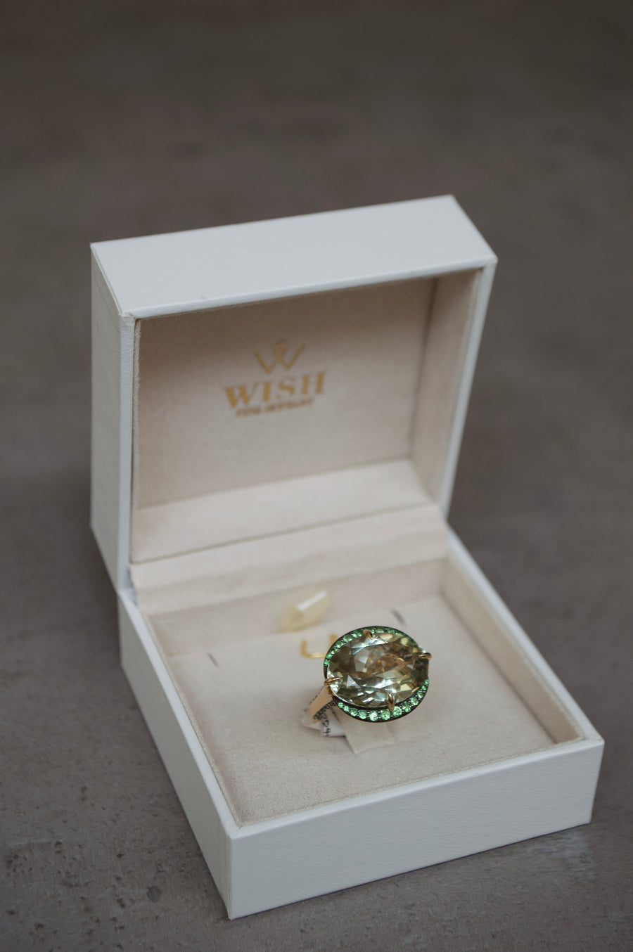 13.15ct Green Amethyst Tsavorita 18K Gold Ring