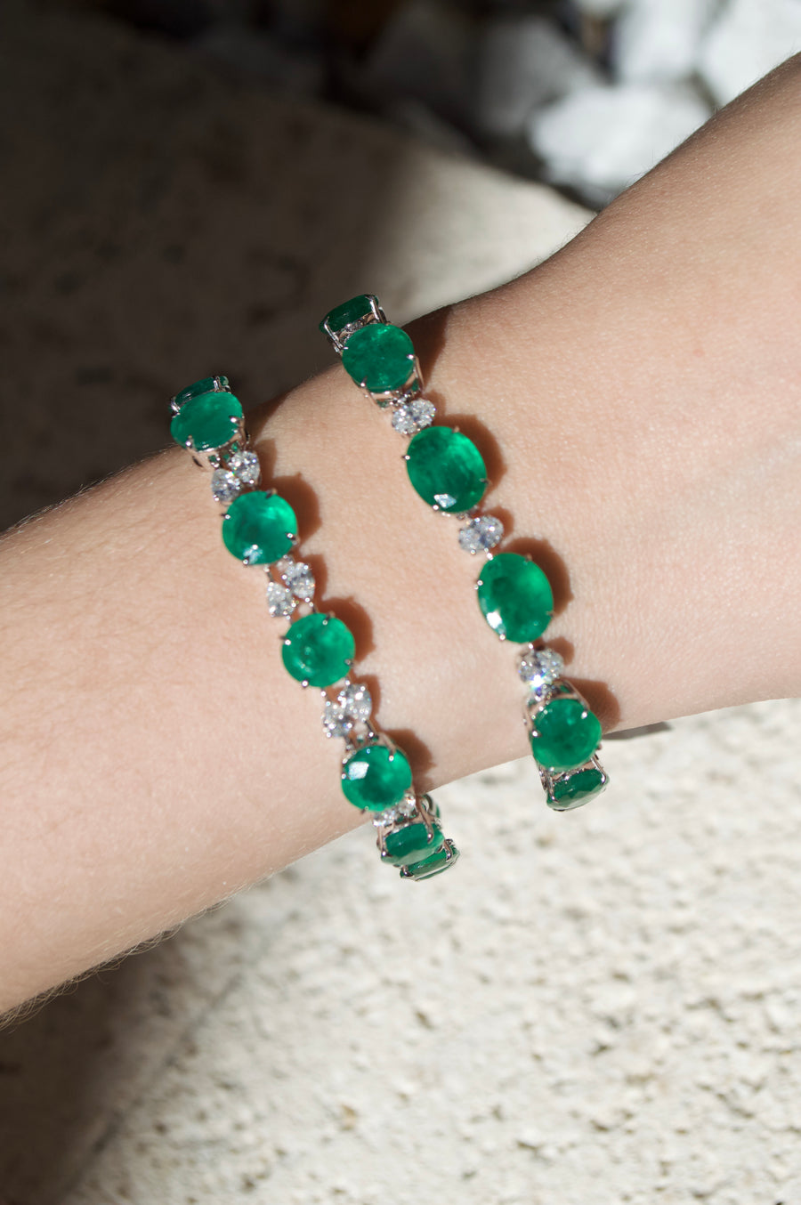 31.96ct Emerald Diamond 18K Gold Bracelet