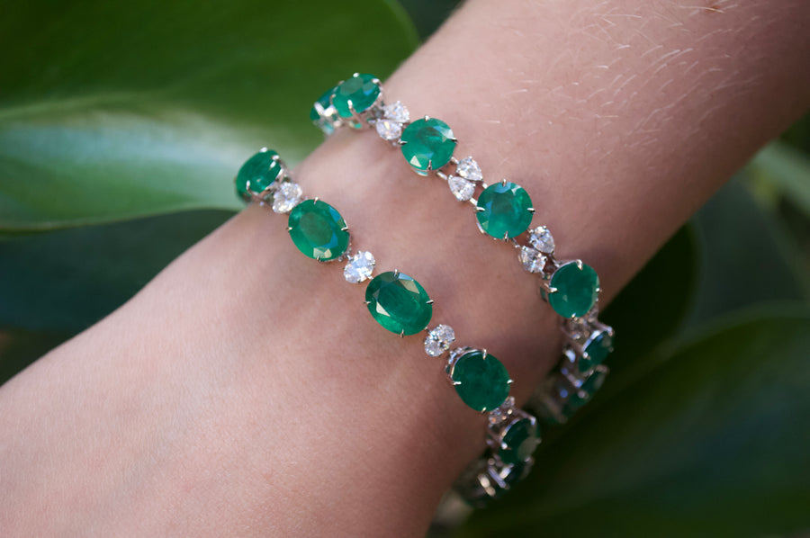 25.43ct Emerald Diamond 18K Gold Bracelet