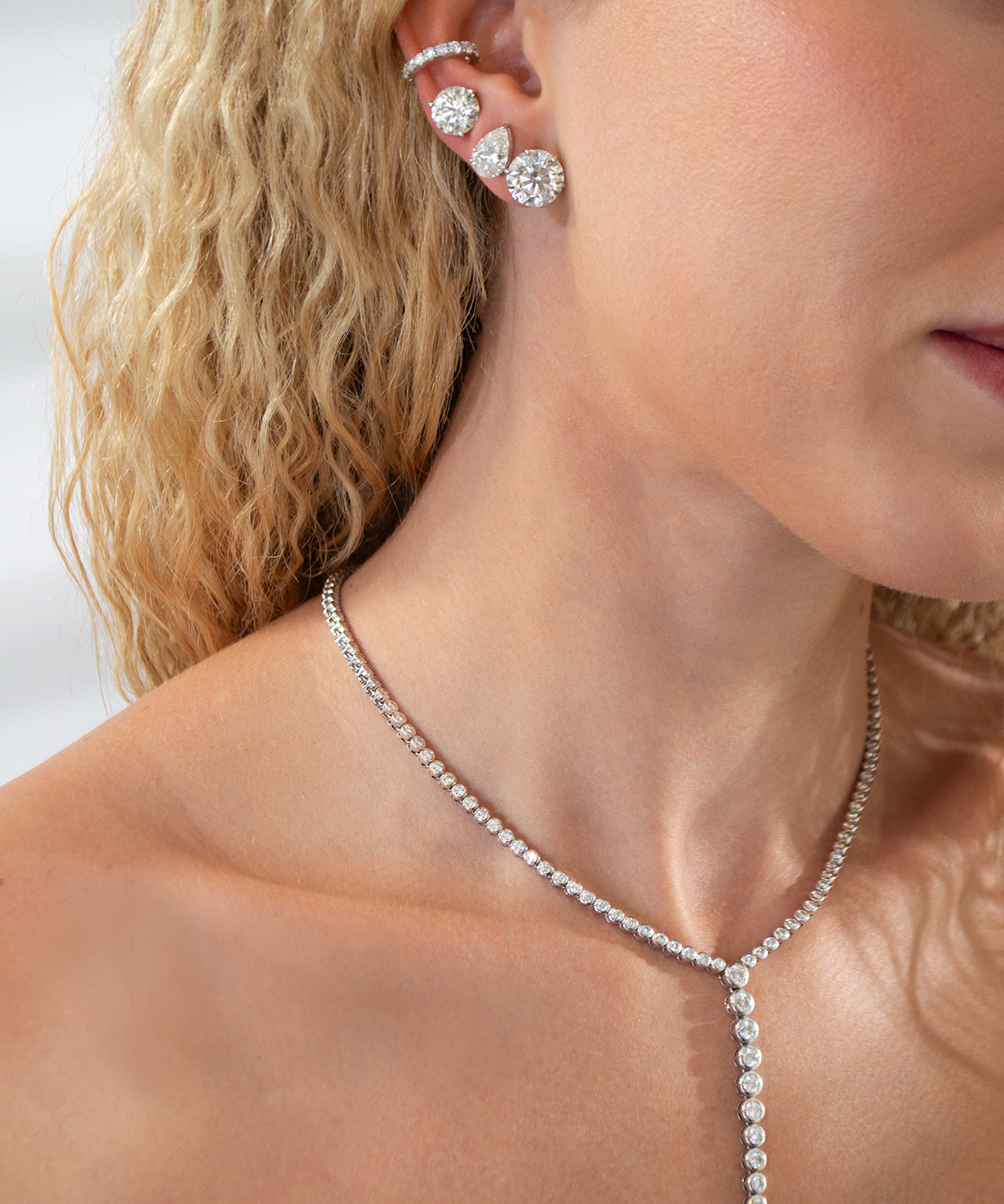 6.41ct Diamond 18K Gold Lariat Tennis Necklace
