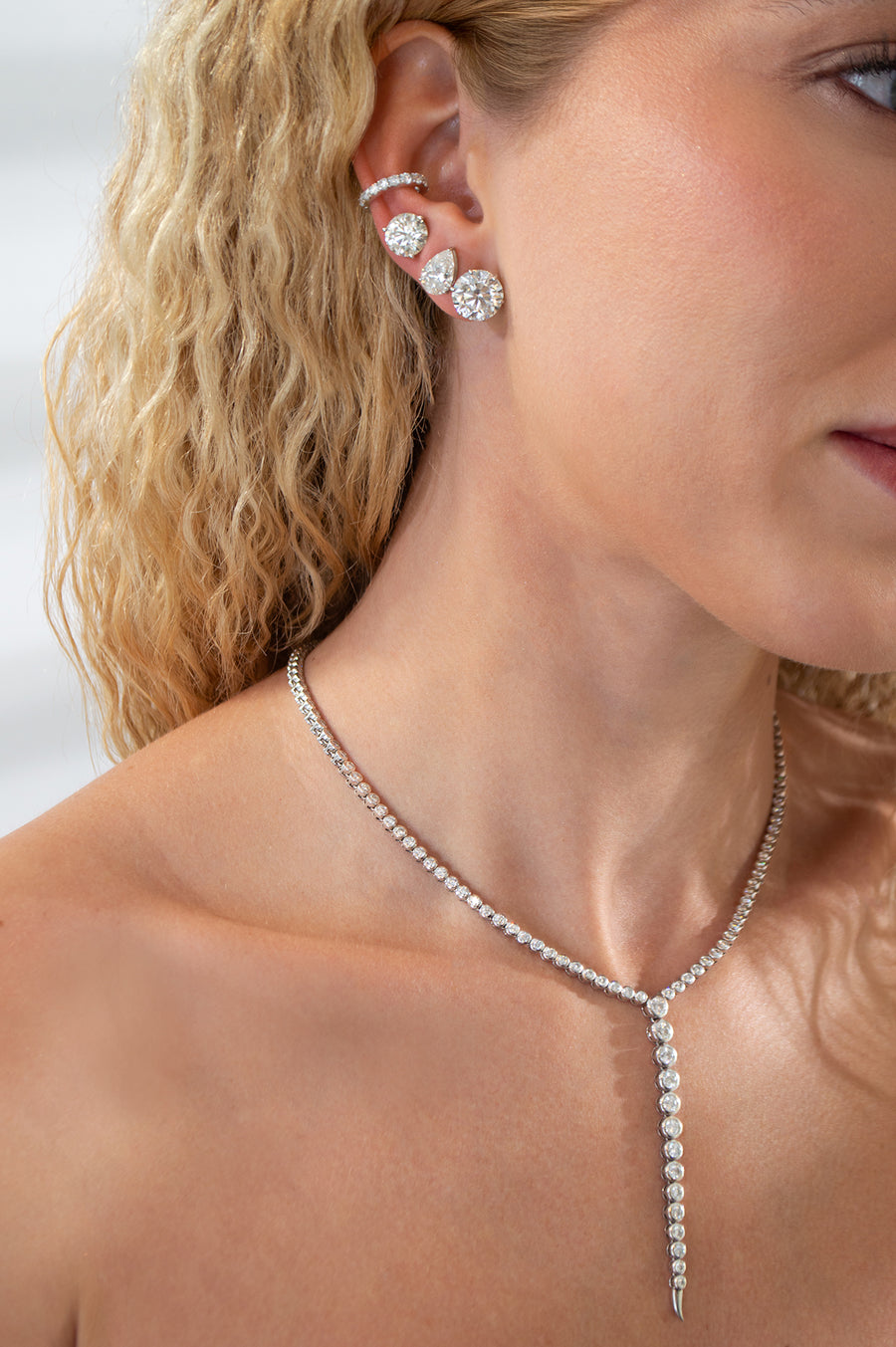 6.41ct Diamond 18K Gold Lariat Tennis Necklace