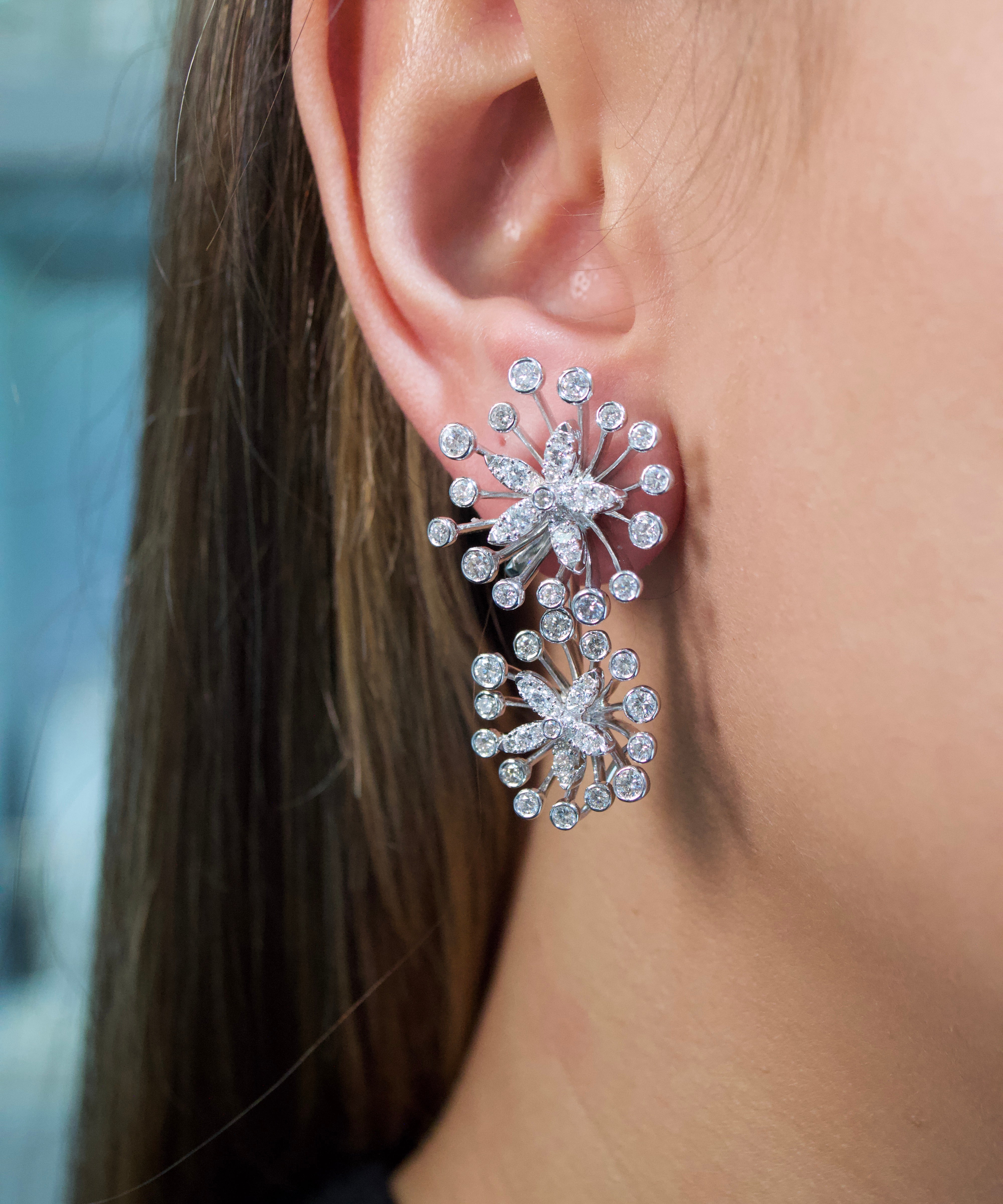 4.00ct Diamond 18K Gold Flower Clip On Earrings