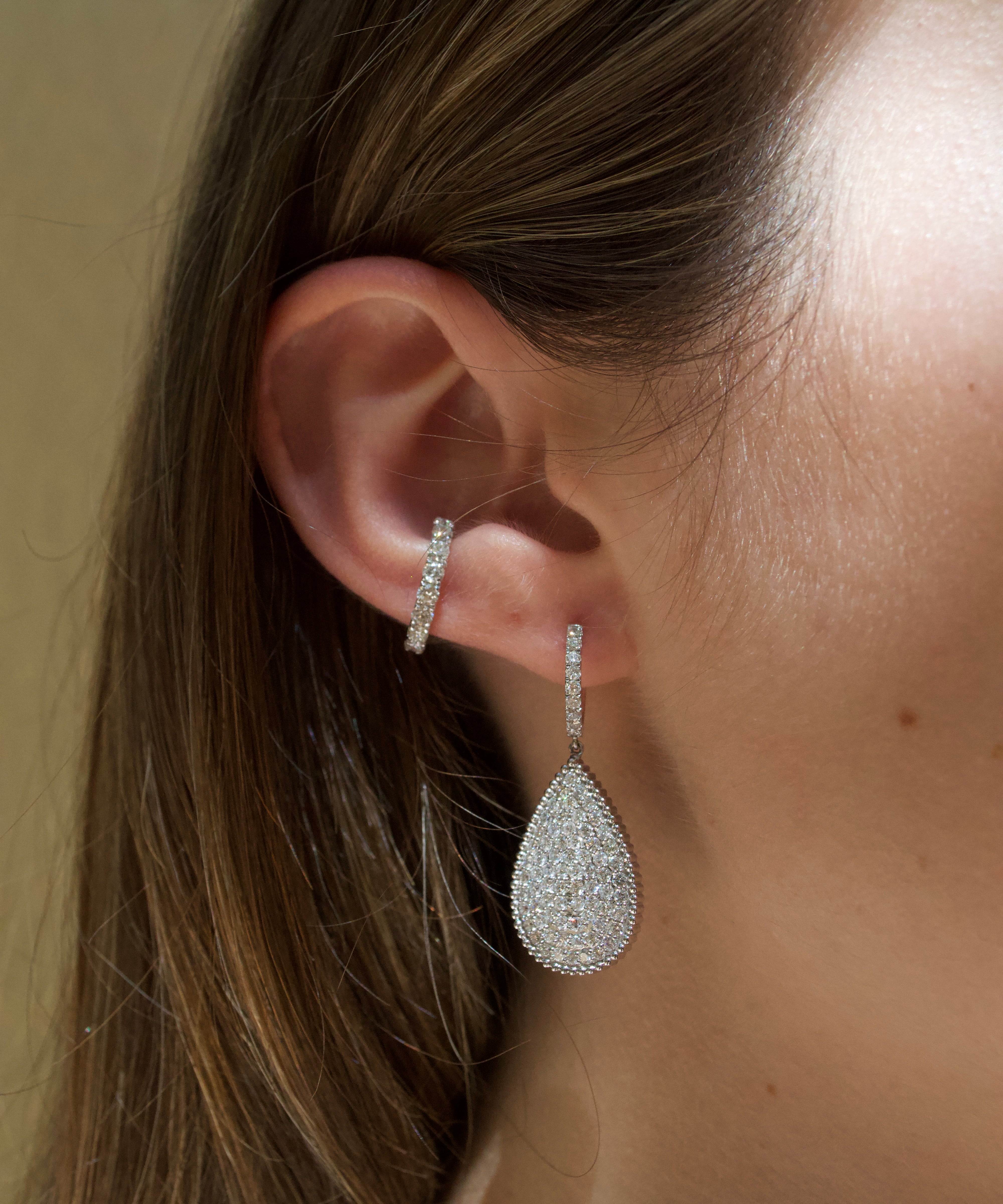2.75ct Diamond 18K Gold Dangle Earrings