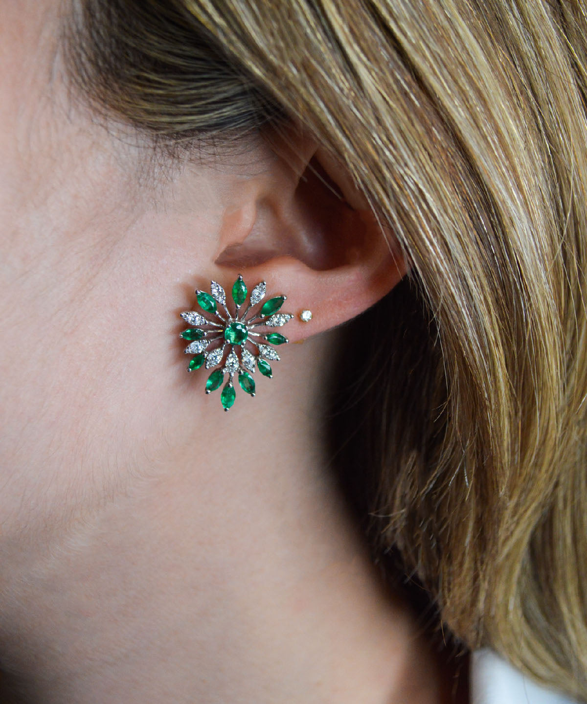 1.75ct Diamond Emerald 18K Gold Flower Earrings