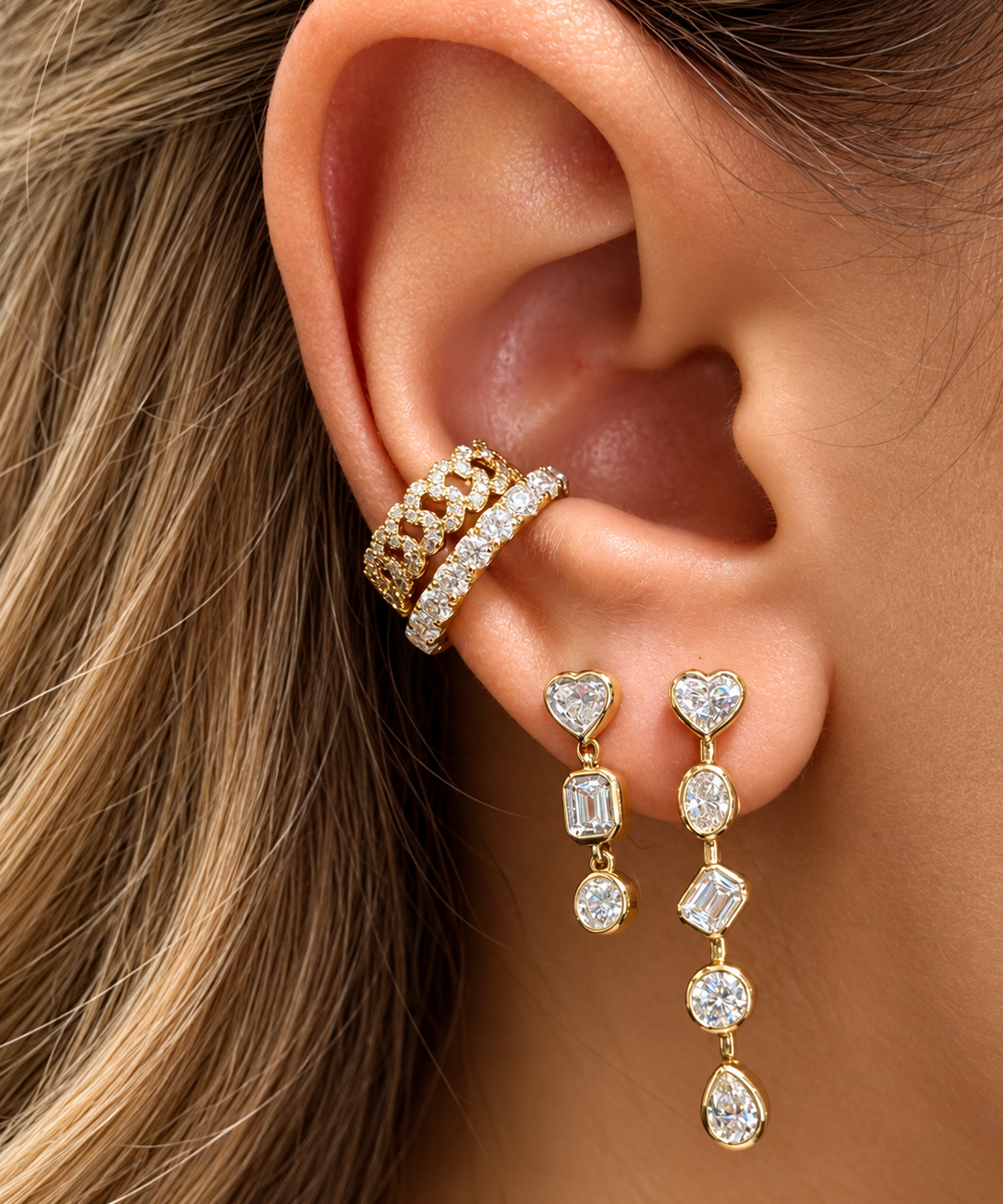 0.20ct Diamond 18K Gold Chain Ear Cuff