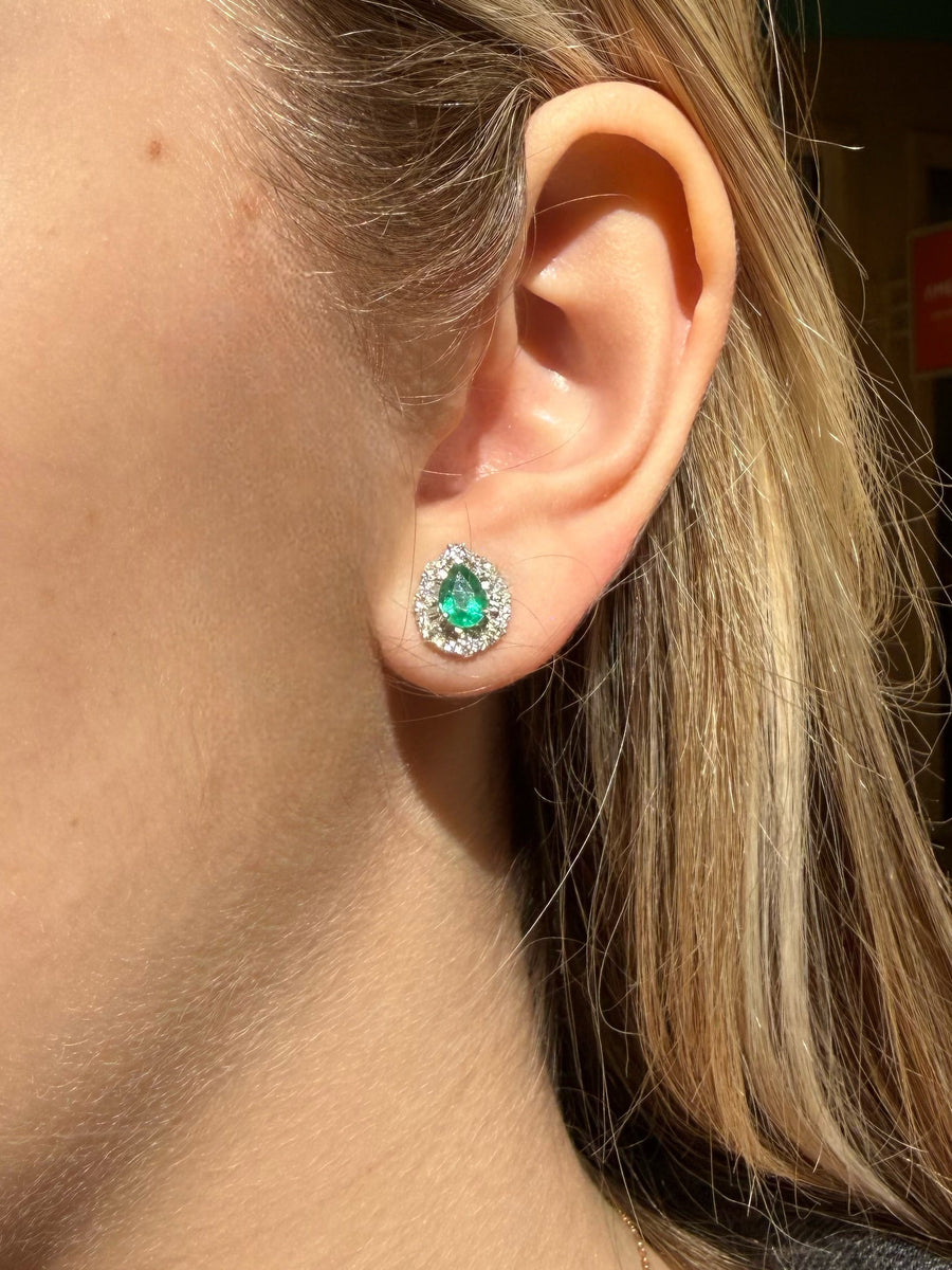1.81ct Diamond Emerald 18K Gold Pear Halo Earrings
