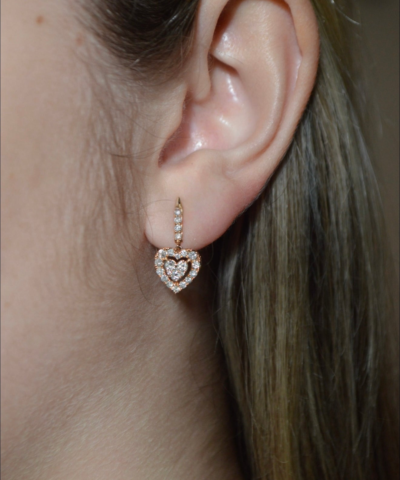 1.0ct Diamond 18K Gold Heart Dangle Earring