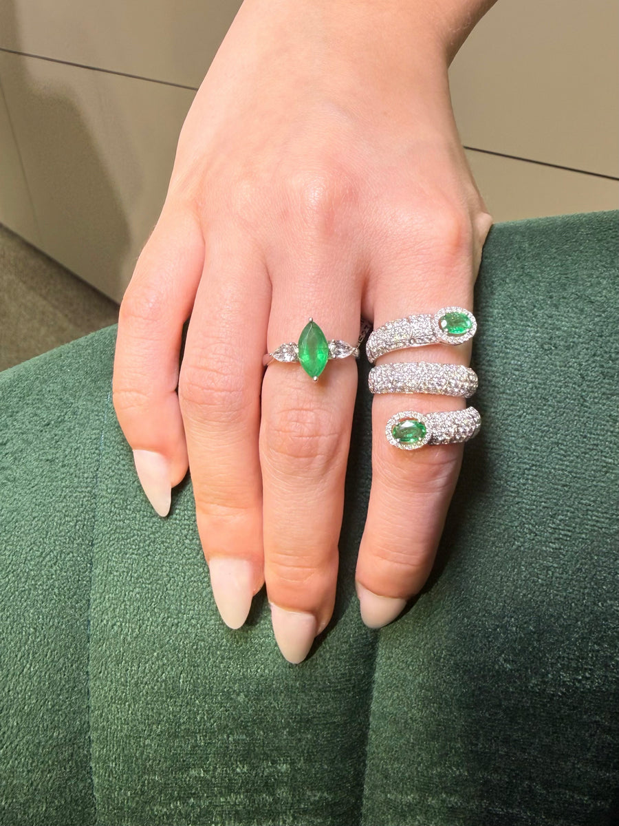 3.21ct Diamond Emerald 18K Gold Spiral Ring