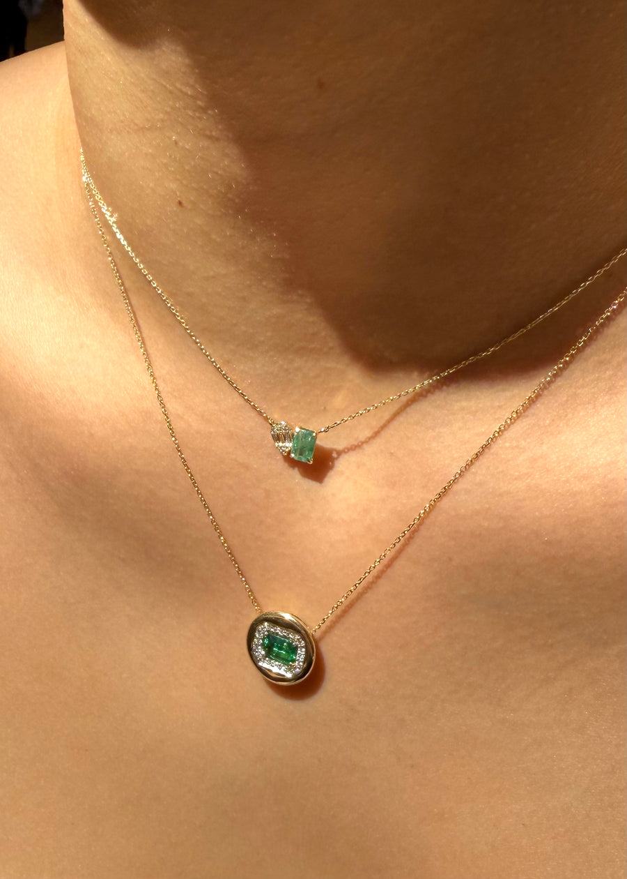 1.06ct Diamond Emerald 14K Gold Button Pendant Chain Necklace