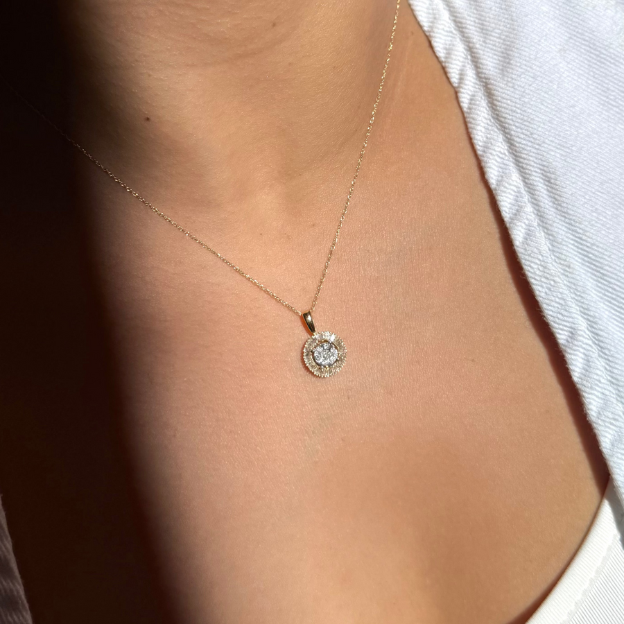 0.33ct Diamond 14K Gold Cluster Pendant Chain Necklace