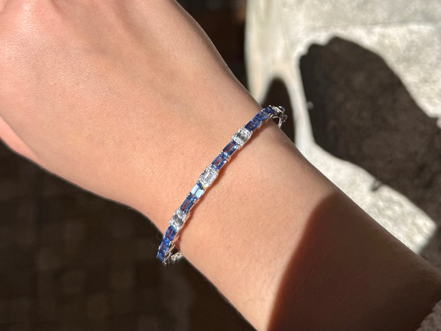 4.21ct Blue Sapphire and Diamond 18K Gold Bracelet