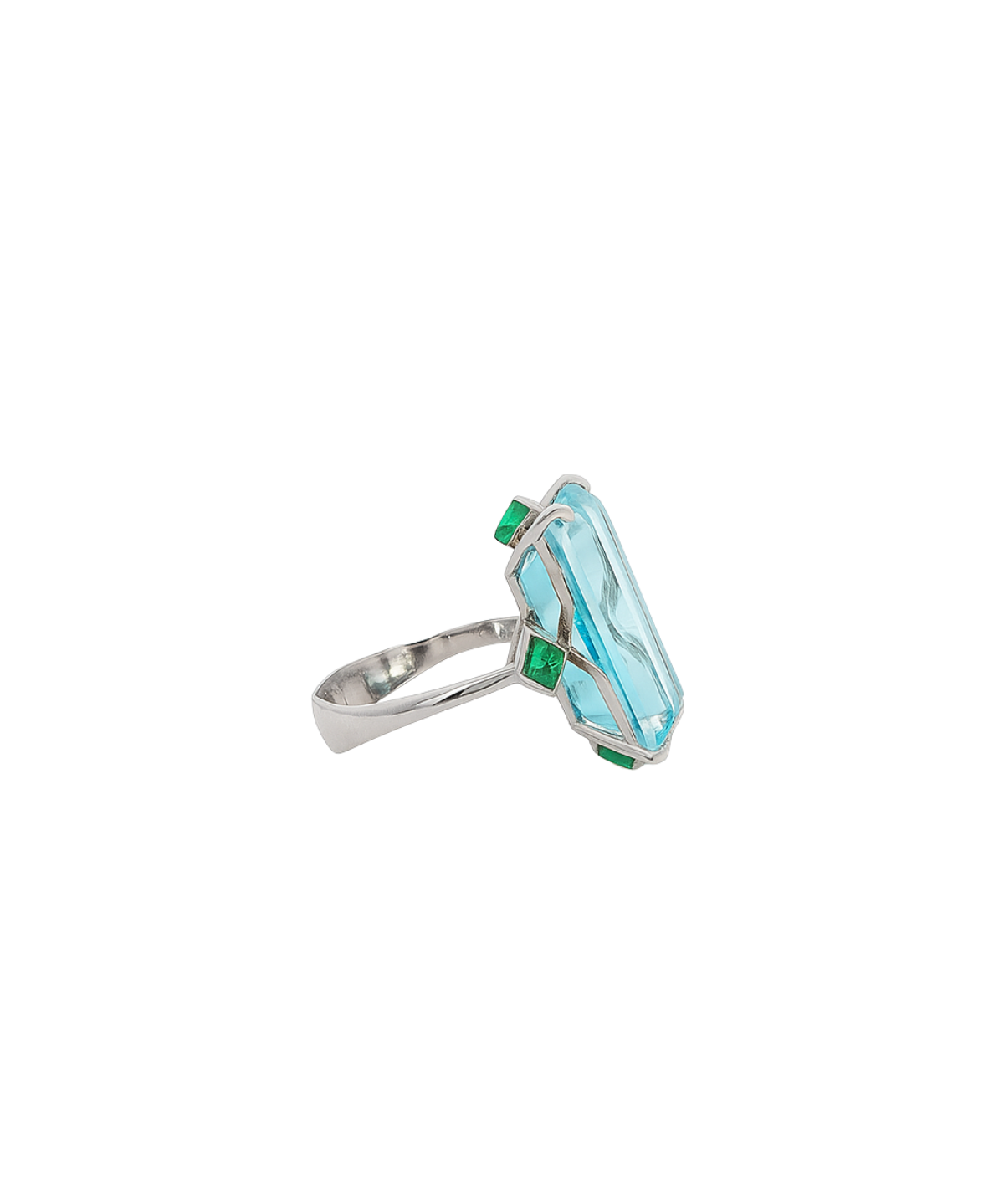 14.97ct Sky Blue Topaz Emerald 18K Gold Cocktail Ring