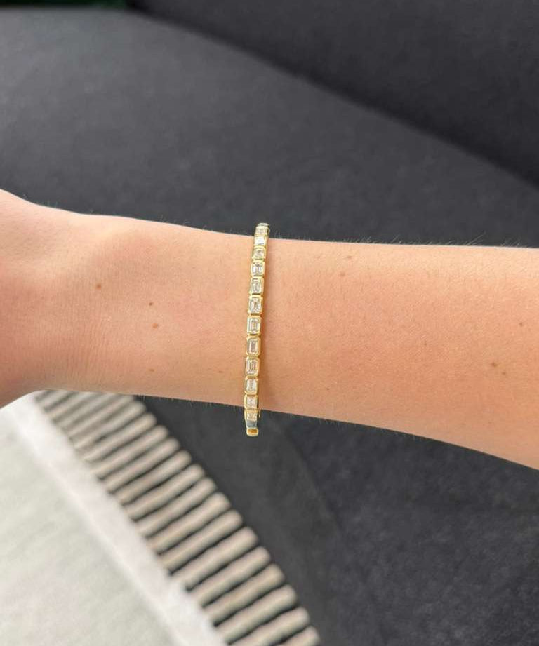 3.20ct Diamond 18K Gold Emerald Cut Bezel Bangle Bracelet