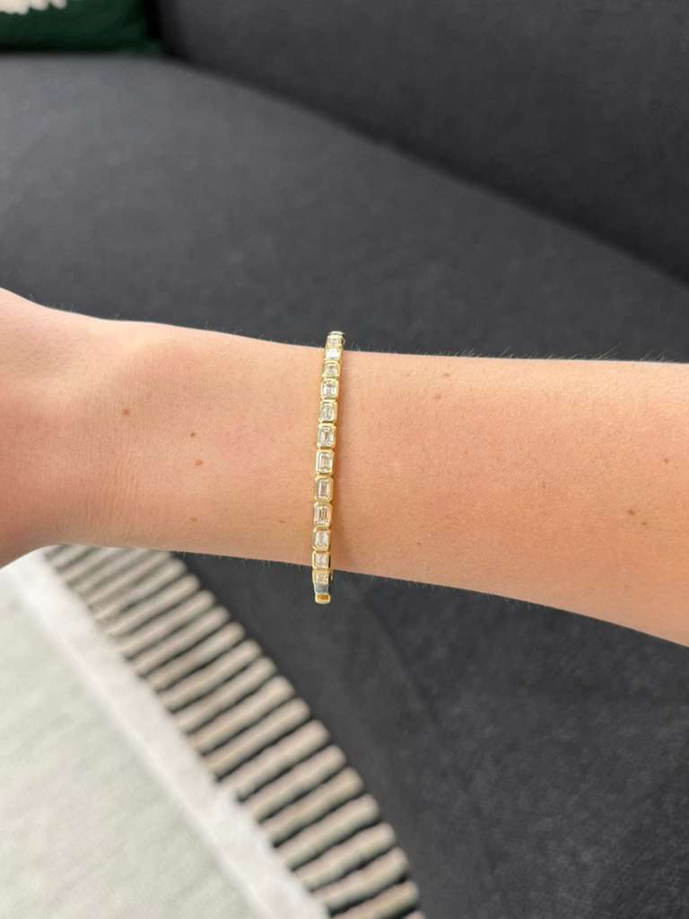 3.20ct Diamond 18K Gold Emerald Cut Bezel Bangle Bracelet