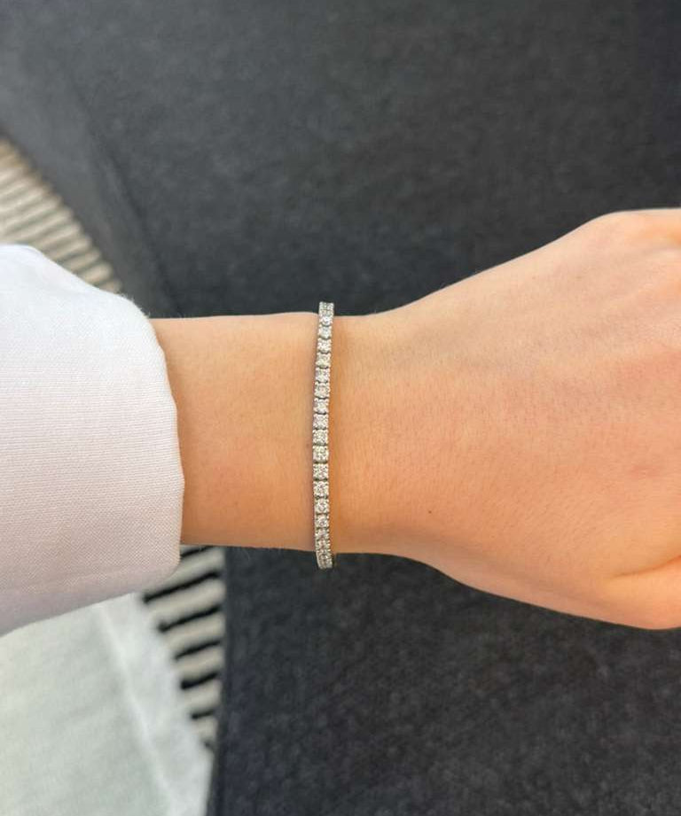5.50ct Diamond 18K Gold Tennis Bracelet