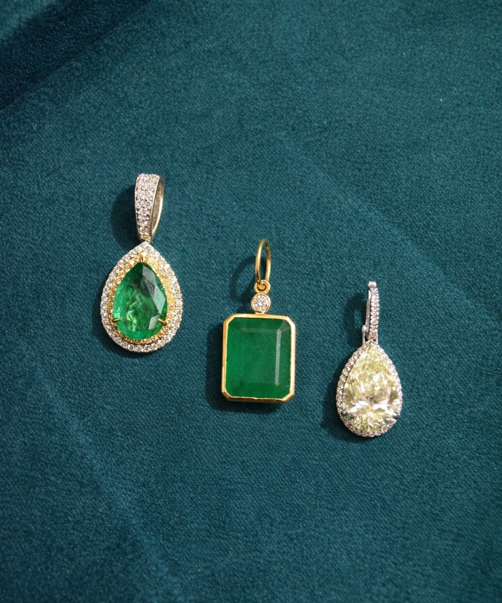 5.39ct Emerald Diamond 18K Gold Dangle Pendant
