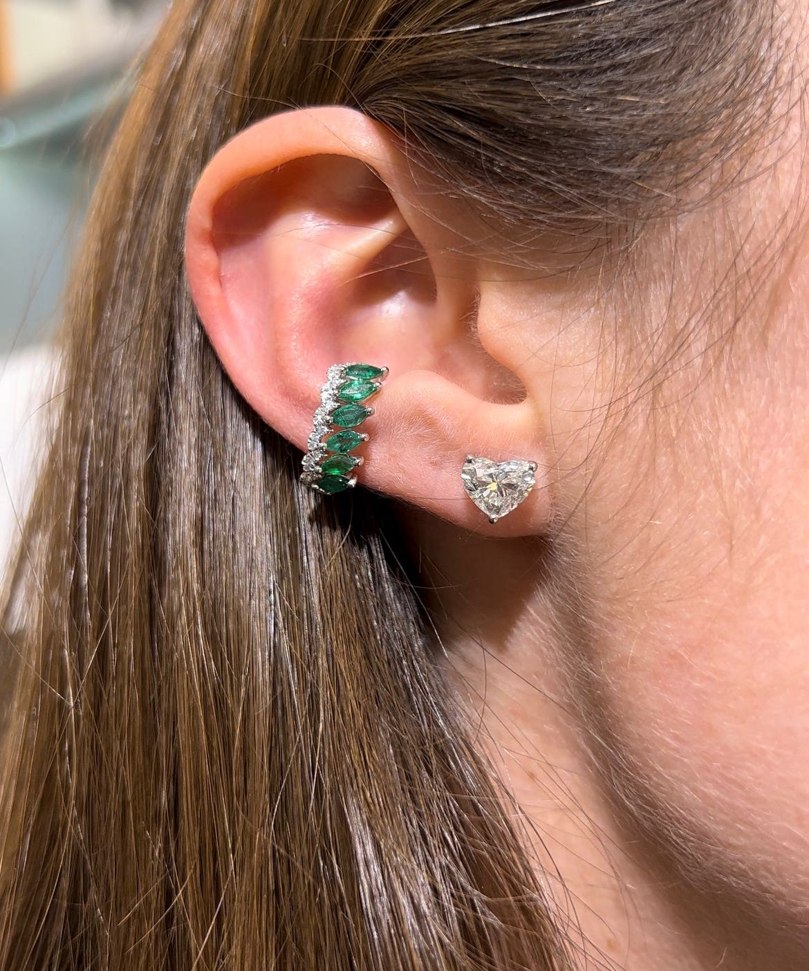 0.90ct Emerald Diamond 18K Gold Ear Cuff