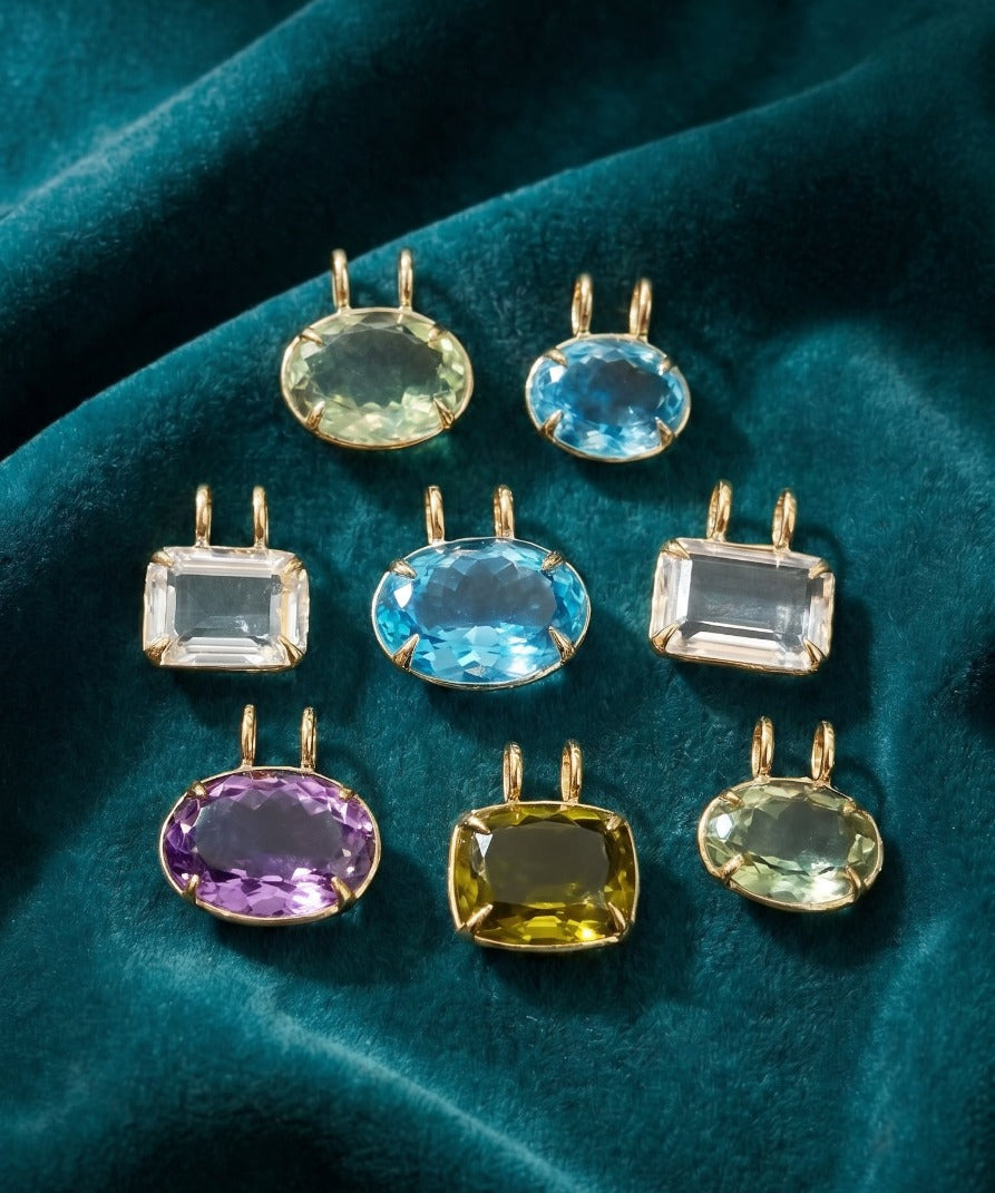 22.78ct Olive Quartz 18K Gold Small Statement Pendant