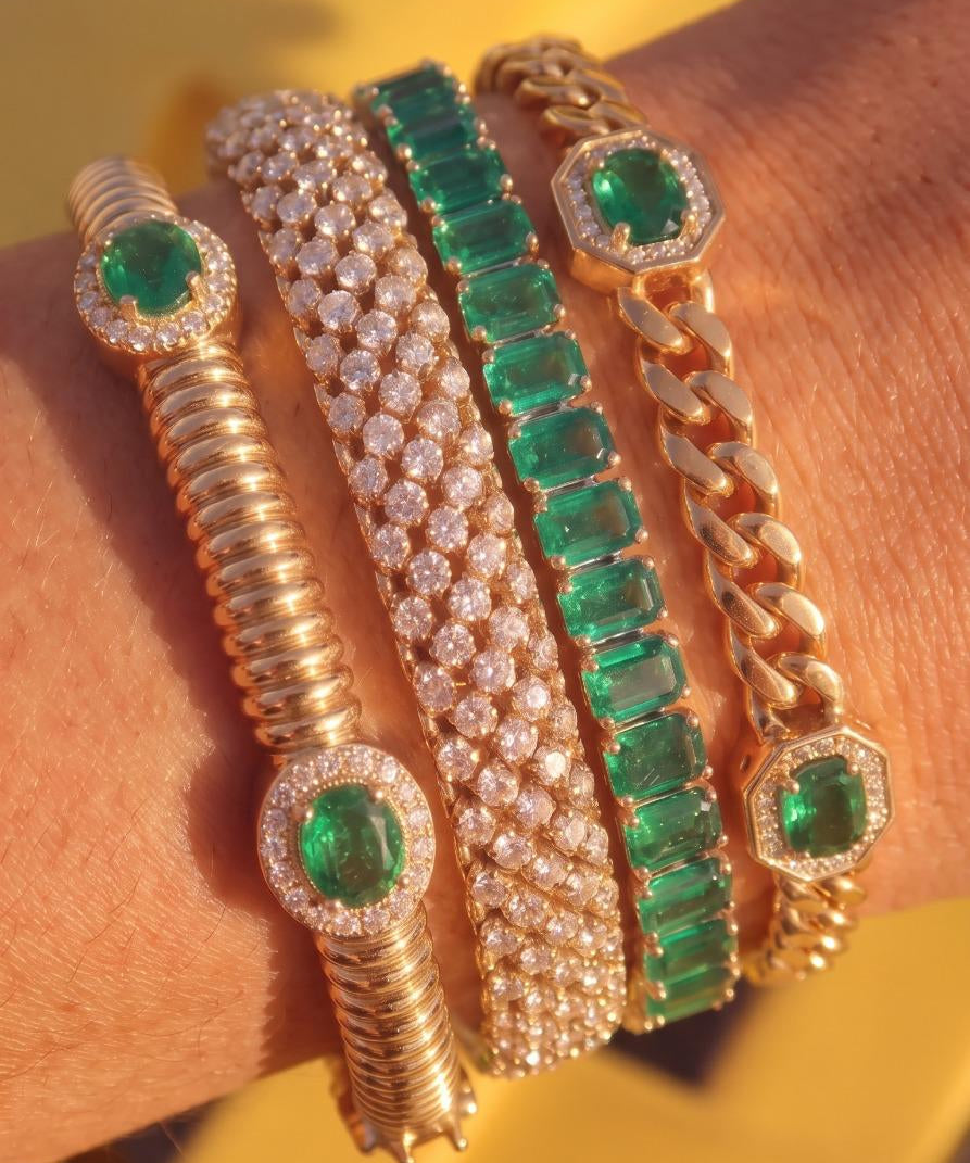 12.66ct Emerald 18K Gold Tennis Bracelet