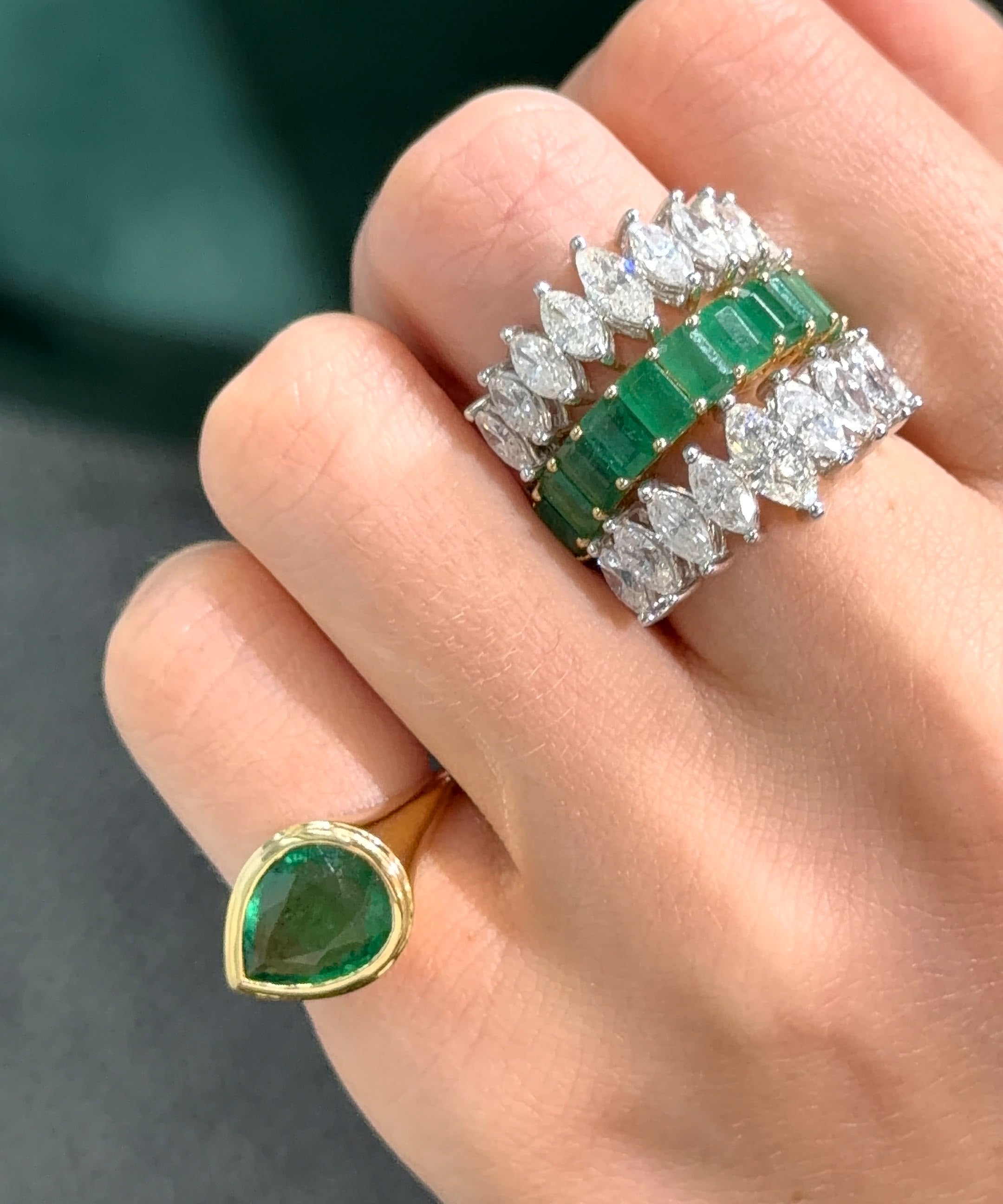2.84ct Emerald 18K Gold Pear Signet Ring
