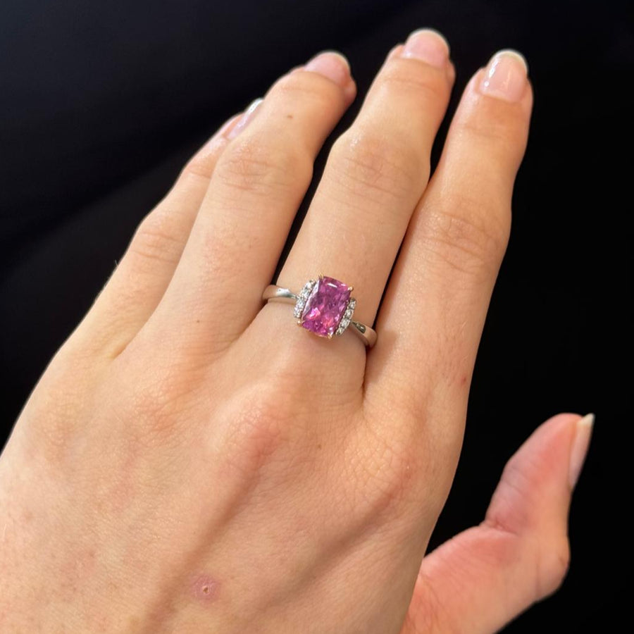1.80cts Rose Tourmaline Diamond 18K Gold Solitaire Ring