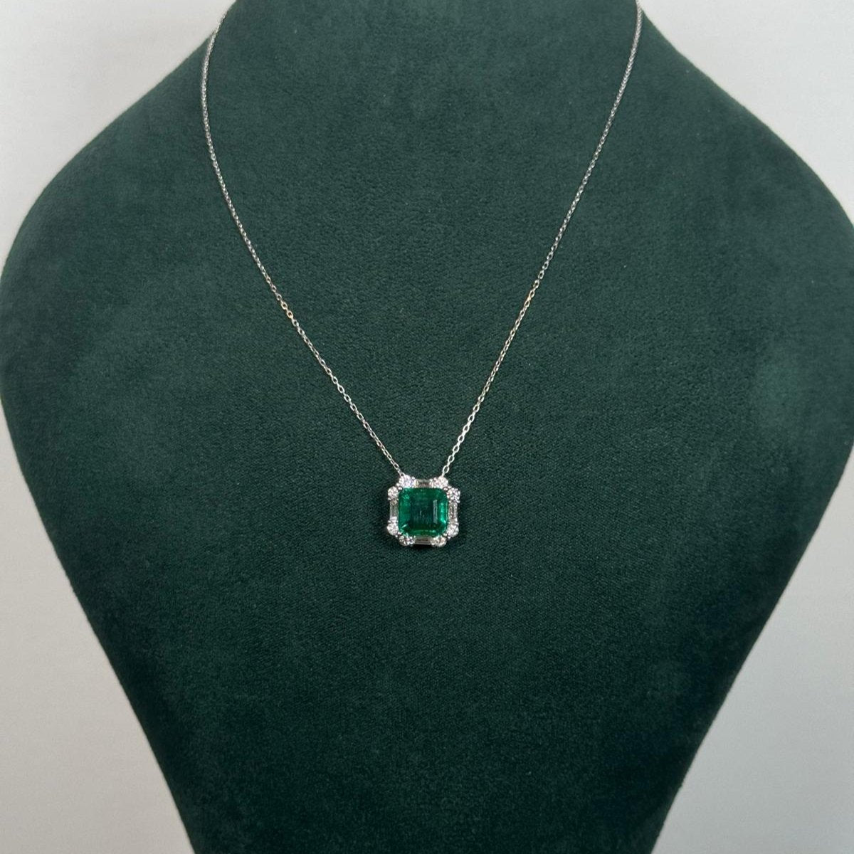 3.8ct Diamond Emerald 18K Gold Halo Pendant Chain Necklace