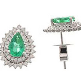 1.74cts Diamond Emerald Pear 18K Gold Stud Earrings