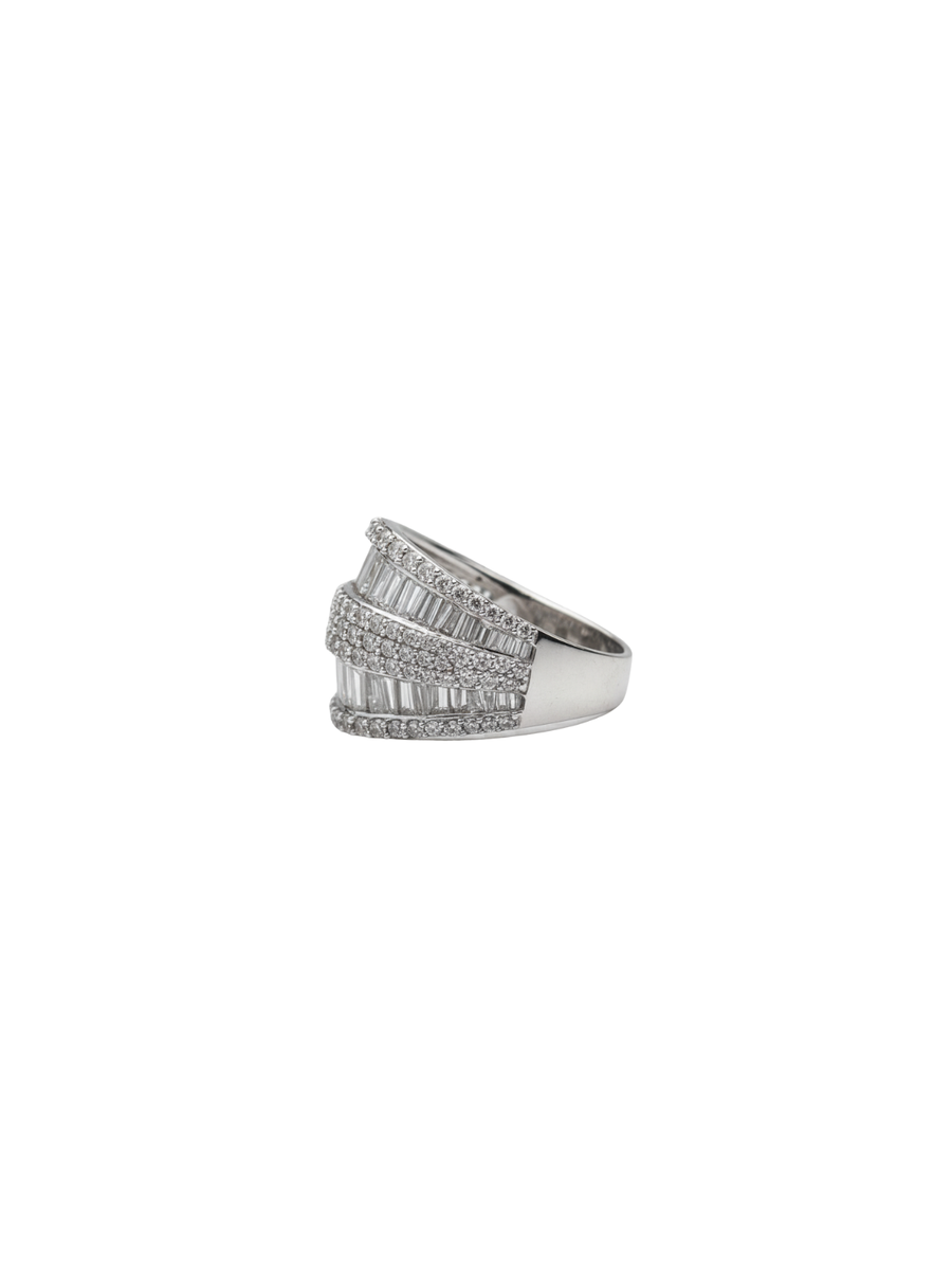 3.75ct Diamond 18K Gold Shield Ring