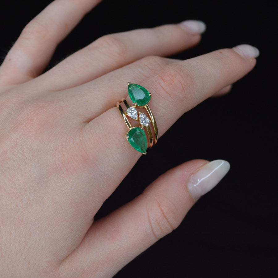 2.15cts Diamond Emerald 18K Gold Double Pear Ring