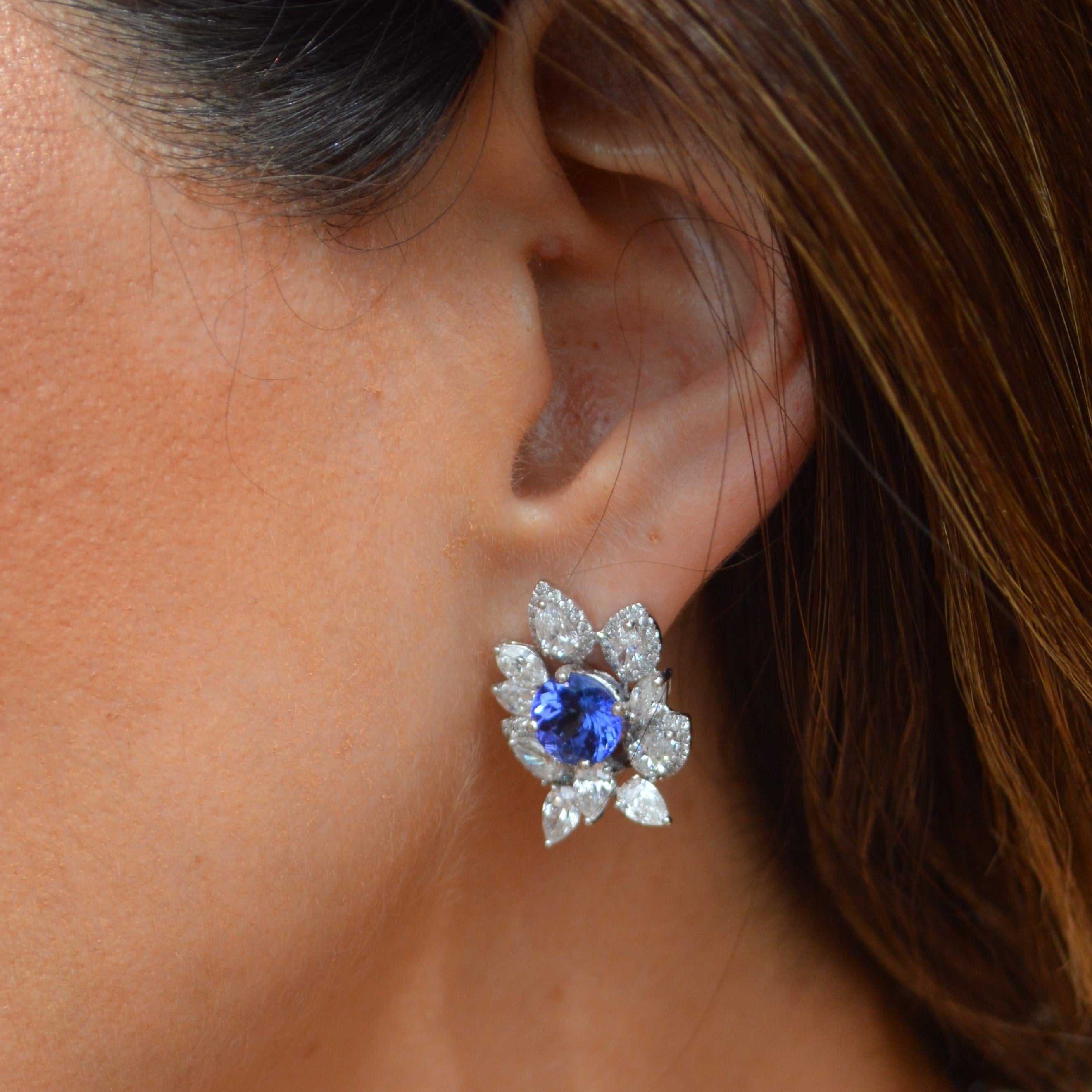 7.86ct Diamond Tanzanite 18K Gold Flower Earrings