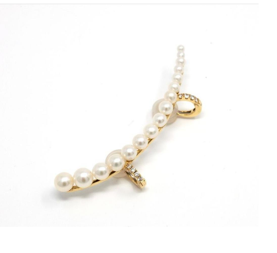 0.15ct Diamond Pearl 18K Gold Climber Ear Cuff