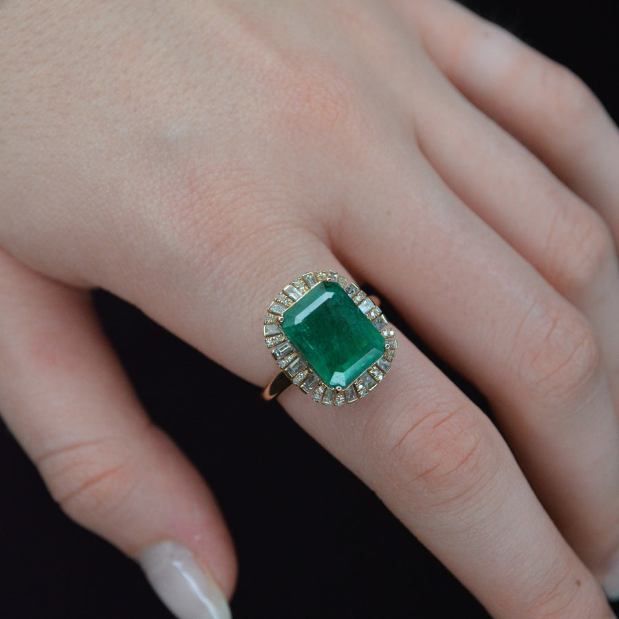 5.27cts Diamond Emerald 14K Gold Halo Emerald Cocktail Ring