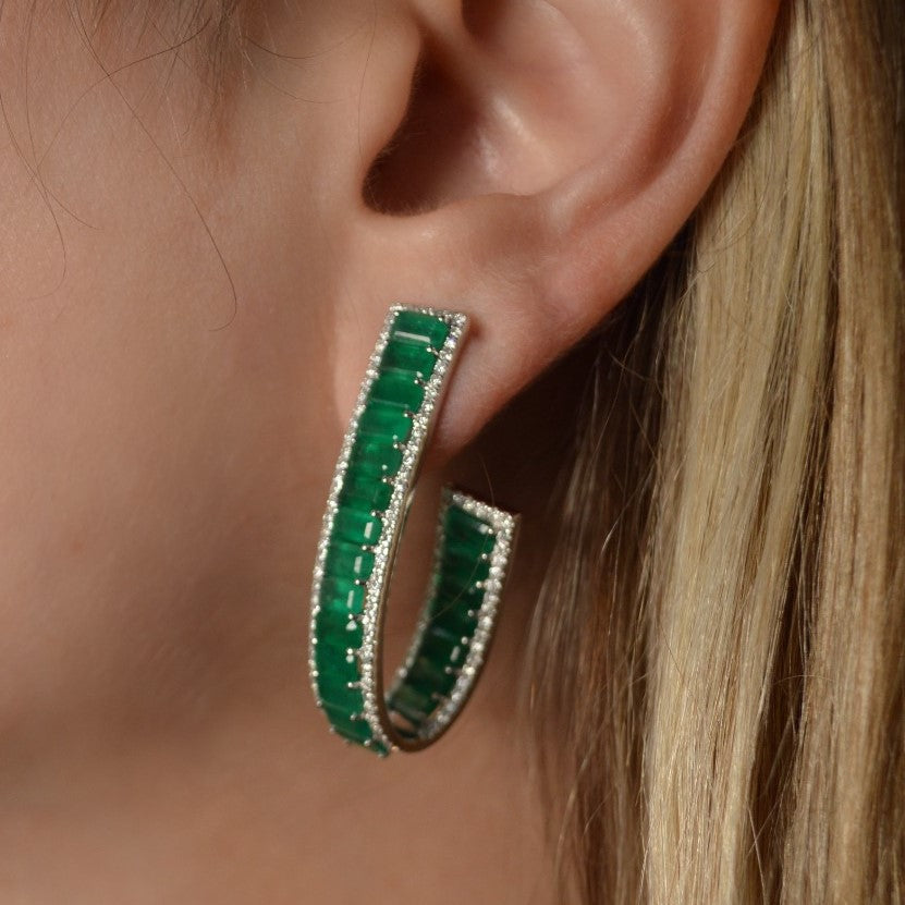 12.48cts Diamond Emerald 18K Gold Curved Earrings